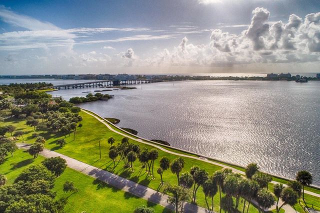 315 7th Avenue S 6B, Lake Worth Beach, FL 33460