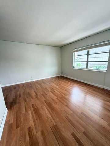 315 7th Avenue S 6B, Lake Worth Beach, FL 33460