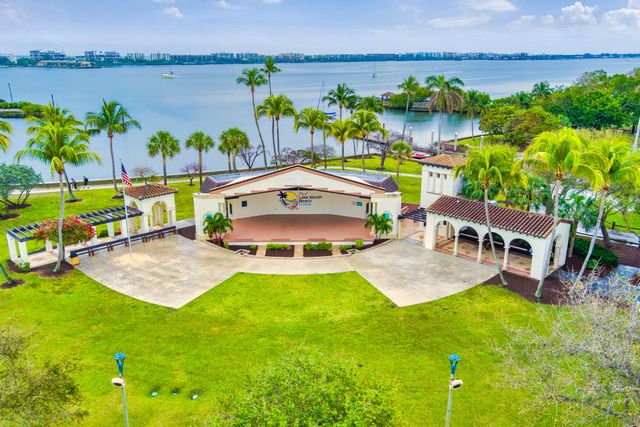 315 7th Avenue S 6B, Lake Worth Beach, FL 33460