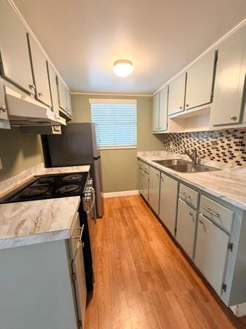 315 7th Avenue S 6B, Lake Worth Beach, FL 33460