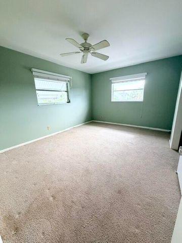 315 7th Avenue S 6B, Lake Worth Beach, FL 33460
