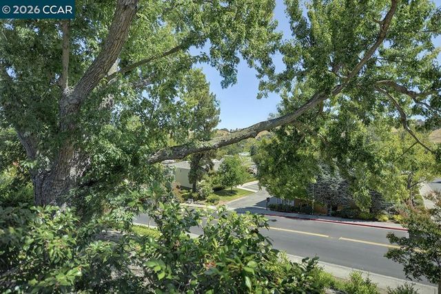 1124 Singingwood Ct 5, Walnut Creek, CA 94595
