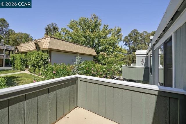1124 Singingwood Ct 5, Walnut Creek, CA 94595