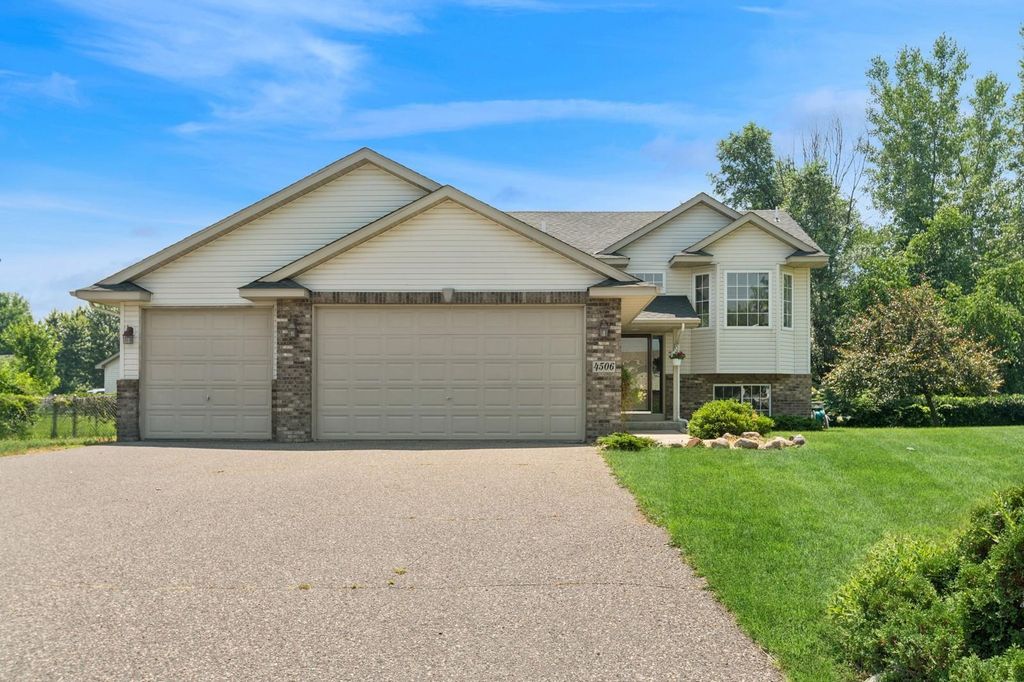 4506 232nd Court NW, Saint Francis, MN 55070