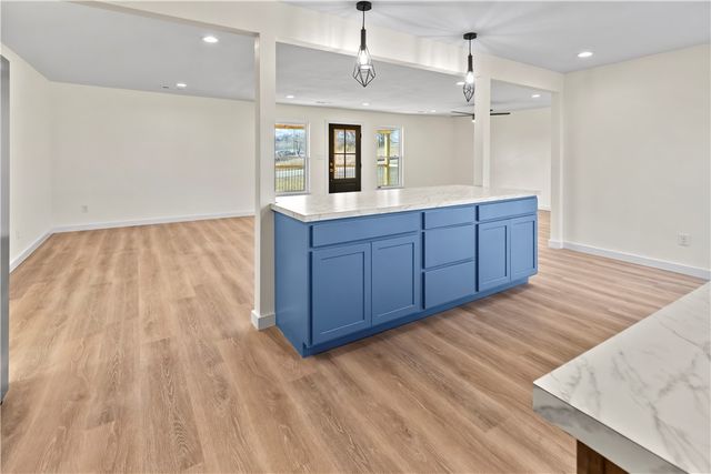 104 N Locust Street, Lead Hill, AR 72644