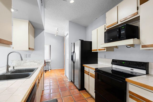 108 Cambridge Lane, Royal Palm Beach, FL 33411