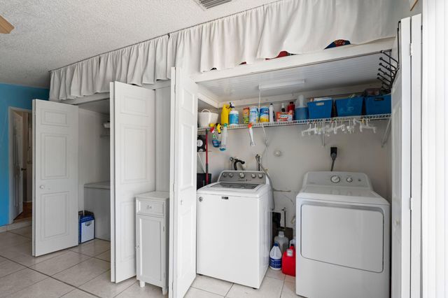 108 Cambridge Lane, Royal Palm Beach, FL 33411