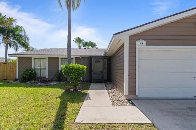108 Cambridge Lane, Royal Palm Beach, FL 33411
