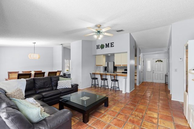 108 Cambridge Lane, Royal Palm Beach, FL 33411