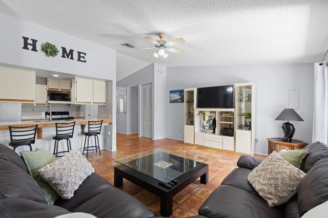 108 Cambridge Lane, Royal Palm Beach, FL 33411