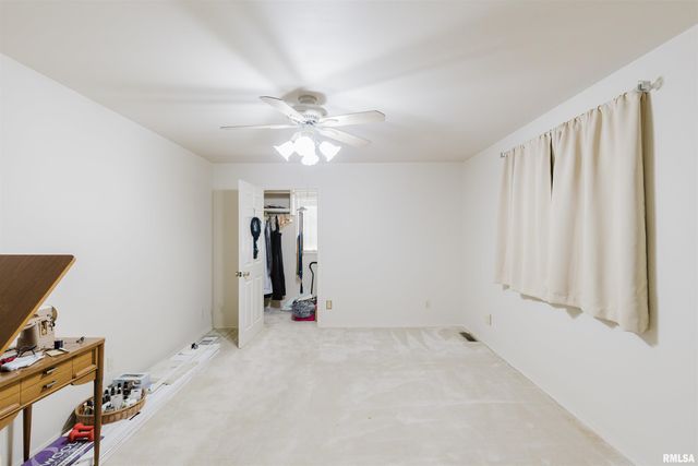 217 S JACKSON Street, Hurst, IL 62949