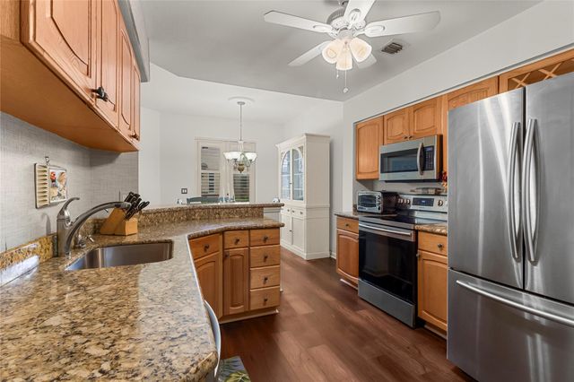 1900 Oceanwalk Ln 136, Lauderdale By The Sea, FL 33062