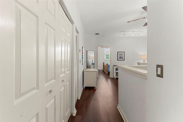 1900 Oceanwalk Ln 136, Lauderdale By The Sea, FL 33062