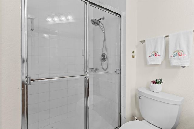 1900 Oceanwalk Ln 136, Lauderdale By The Sea, FL 33062