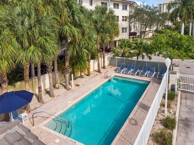 1900 Oceanwalk Ln 136, Lauderdale By The Sea, FL 33062