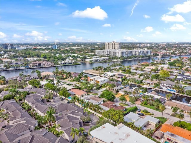 1900 Oceanwalk Ln 136, Lauderdale By The Sea, FL 33062