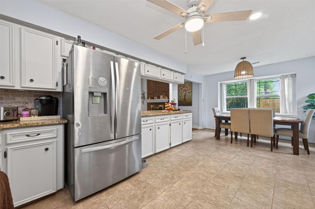 20586 Split Oak Drive, New Caney, TX 77357