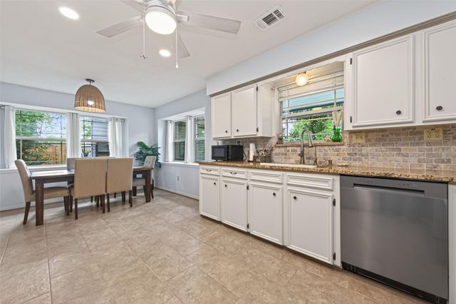 20586 Split Oak Drive, New Caney, TX 77357