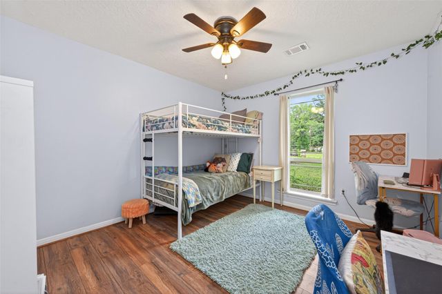 20586 Split Oak Drive, New Caney, TX 77357