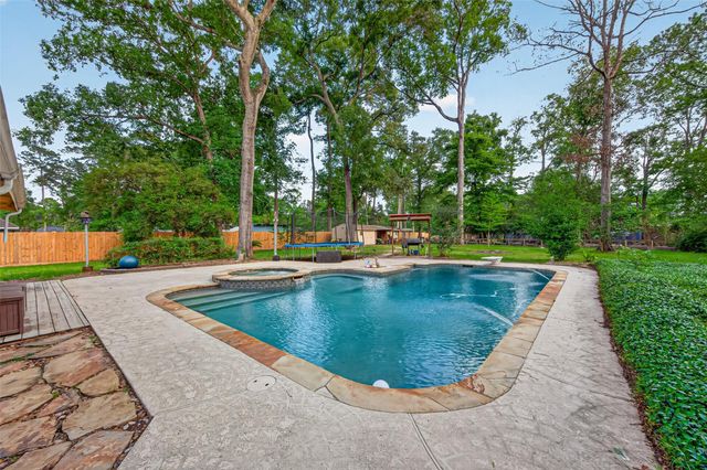 20586 Split Oak Drive, New Caney, TX 77357