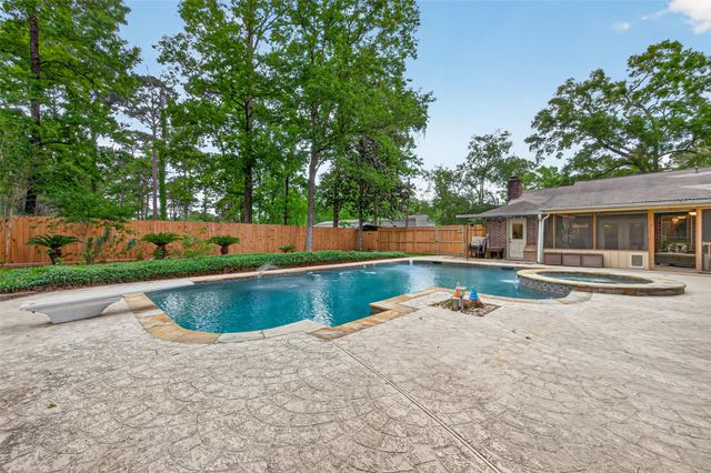 20586 Split Oak Drive, New Caney, TX 77357