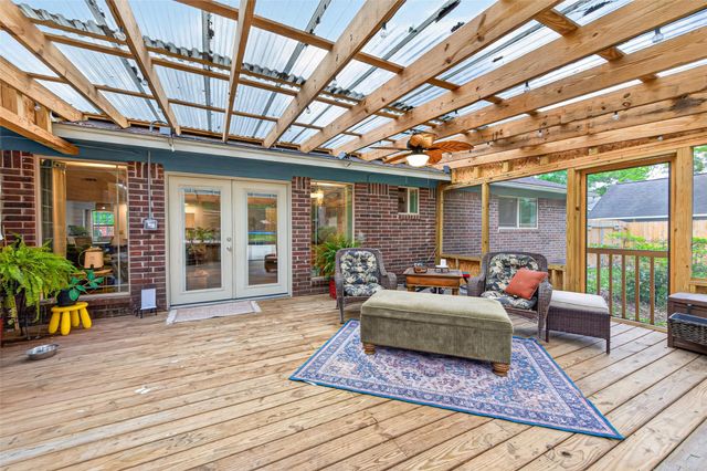 20586 Split Oak Drive, New Caney, TX 77357