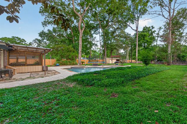 20586 Split Oak Drive, New Caney, TX 77357