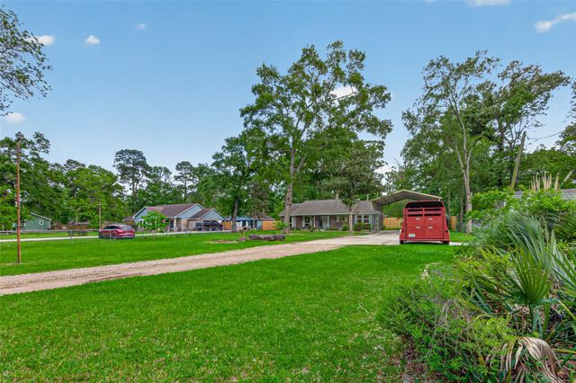 20586 Split Oak Drive, New Caney, TX 77357