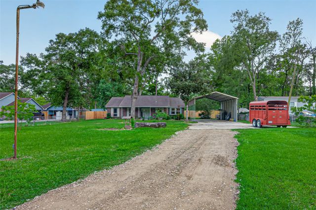 20586 Split Oak Drive, New Caney, TX 77357