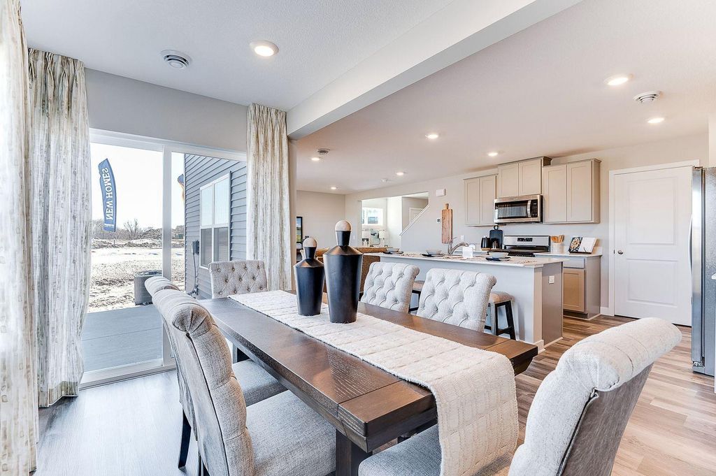 19215 136th Avenue N, Rogers, MN 55374