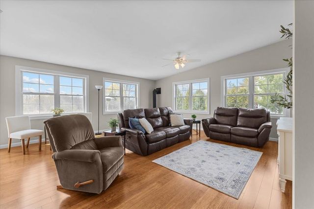 6 Vivian Lane, St. Albans Town, VT 05478