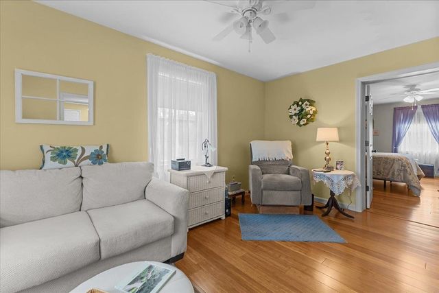 6 Vivian Lane, St. Albans Town, VT 05478