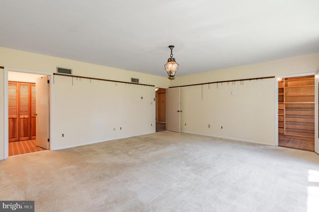 1211 E BUTLER PIKE, Ambler, PA 19002