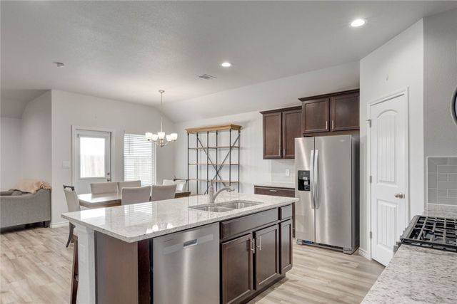 2721 Excelsior Blvd, Corpus Christi, TX 78415