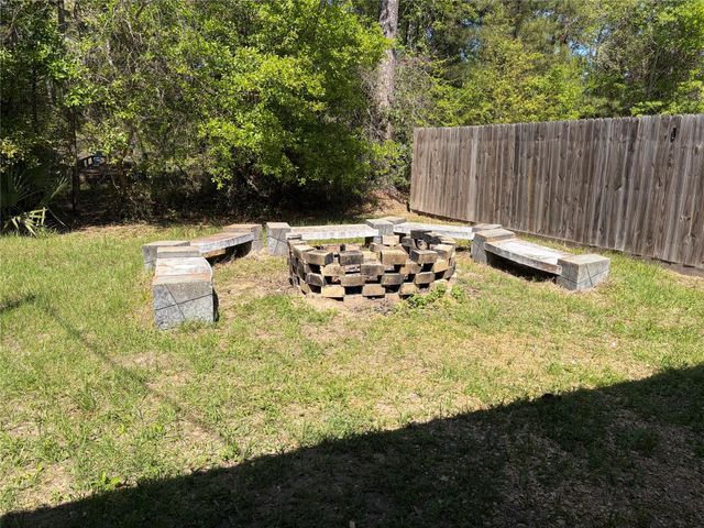 32 Long Leaf Drive B, Huffman, TX 77336