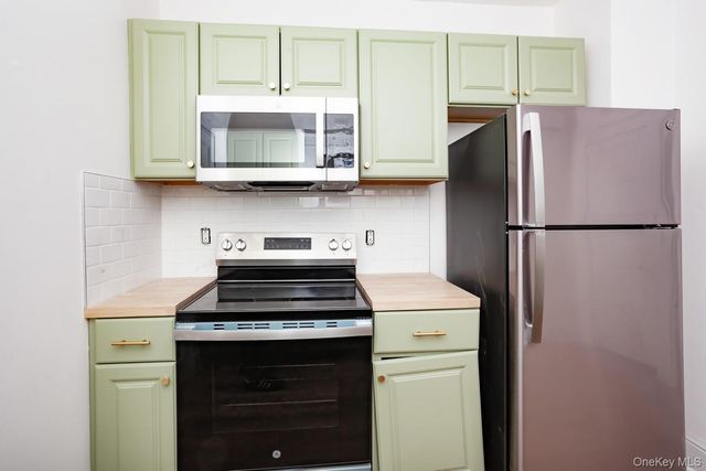 1009 Hudson Avenue 1s Floor, Peekskill, NY 10566