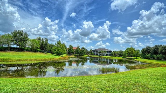 7552 DIVOT LOOP, Bradenton, FL 34202