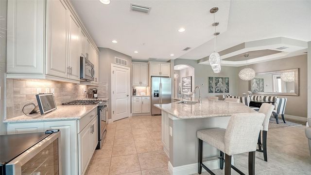 7552 DIVOT LOOP, Bradenton, FL 34202