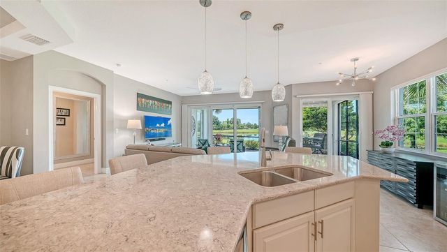 7552 DIVOT LOOP, Bradenton, FL 34202