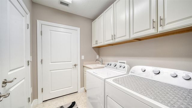 7552 DIVOT LOOP, Bradenton, FL 34202