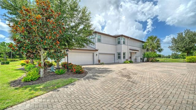 7552 DIVOT LOOP, Bradenton, FL 34202