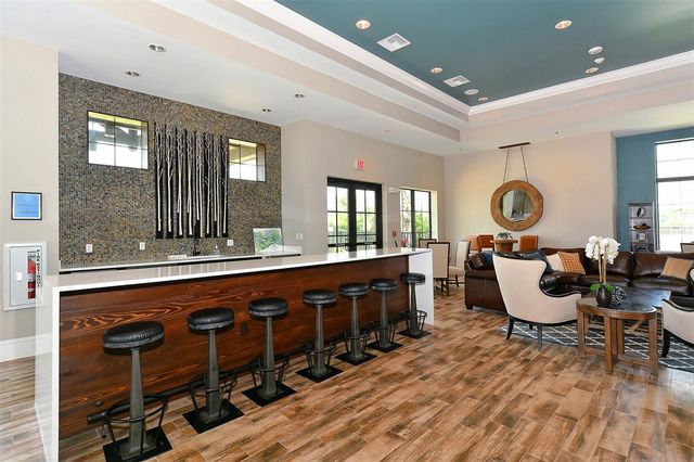 7552 DIVOT LOOP, Bradenton, FL 34202