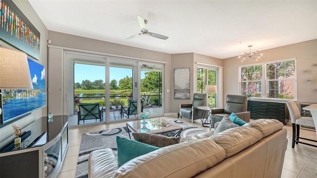 7552 DIVOT LOOP, Bradenton, FL 34202