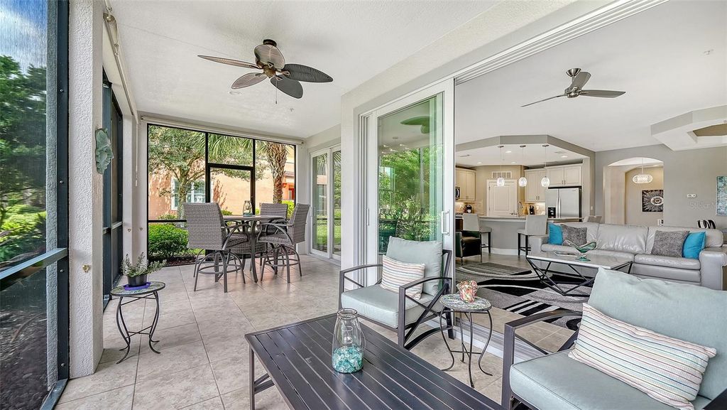 Image 14 of property listing at 7552 DIVOT LOOP, Bradenton, FL 34202