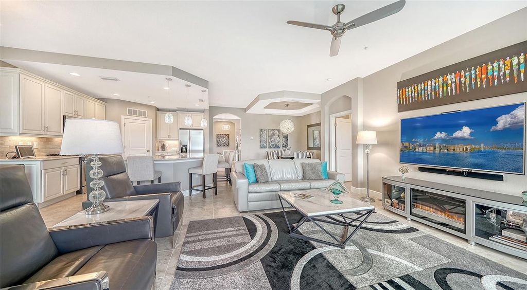 Image 20 of property listing at 7552 DIVOT LOOP, Bradenton, FL 34202