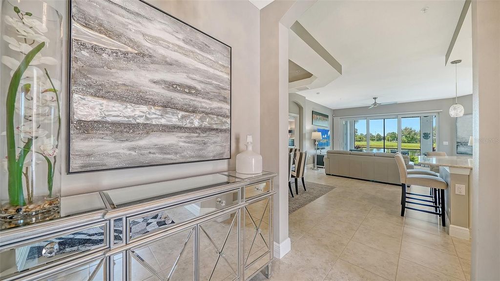 Image 5 of property listing at 7552 DIVOT LOOP, Bradenton, FL 34202