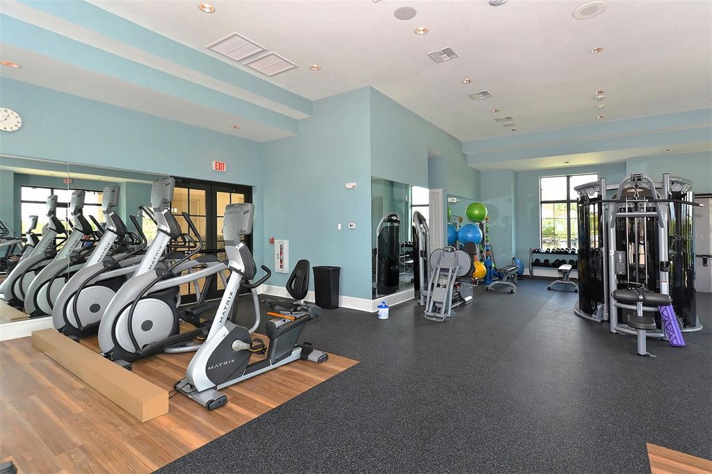 Image 57 of property listing at 7552 DIVOT LOOP, Bradenton, FL 34202