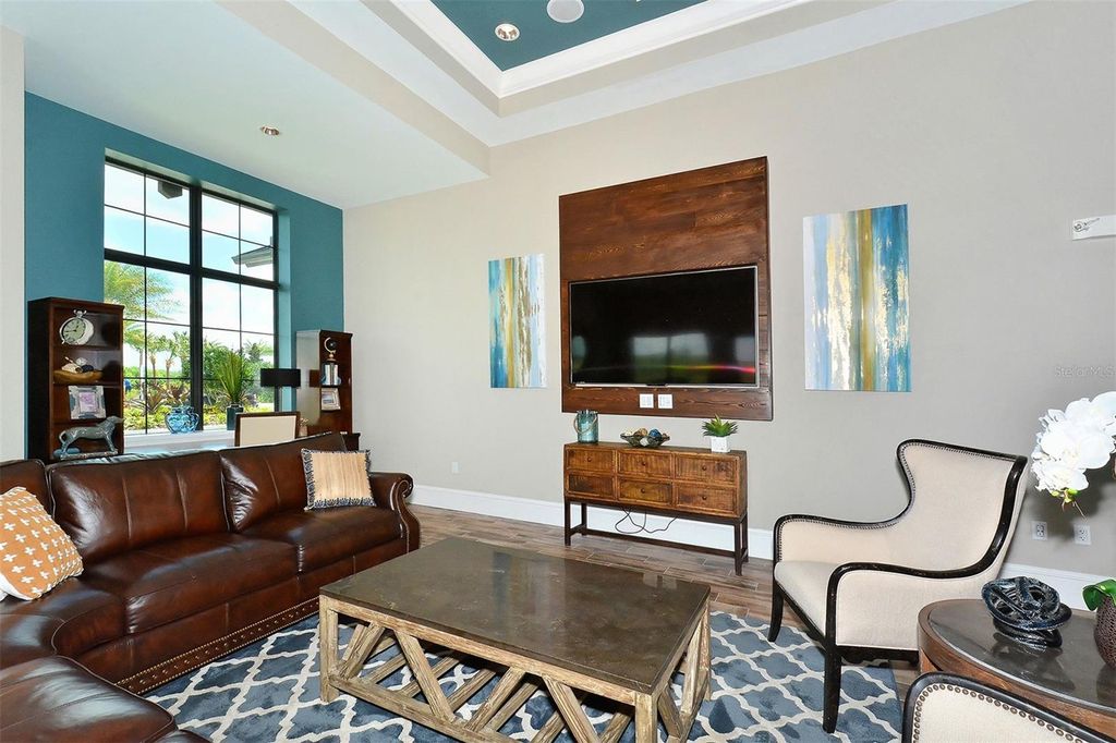 Image 60 of property listing at 7552 DIVOT LOOP, Bradenton, FL 34202