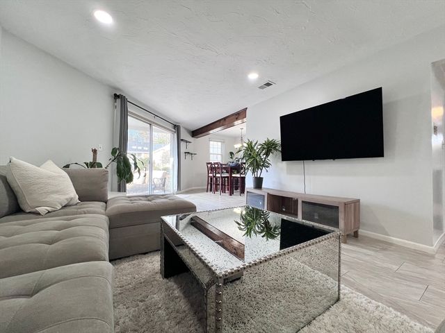 39 Christopher B, Stoughton, MA 02072