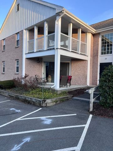 39 Christopher B, Stoughton, MA 02072